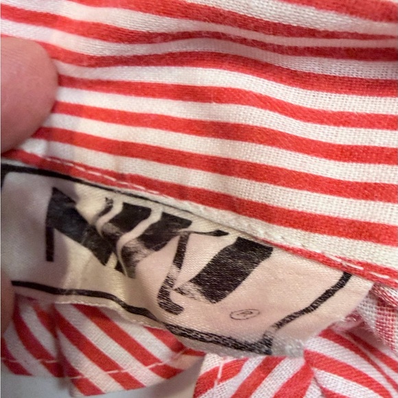 Vintage RARE Candy Striped Red Ruffle-Trim Button-Front Blouse 70’s-80’s - Picture 7 of 7